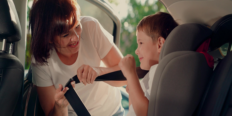 50 тысяч рублей — таким станет штраф для таксистов за перевозку детей без автокресел