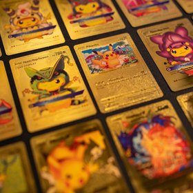 40 тысяч фунтов стерлингов заработала женщина, перепродавая карточки покемонов