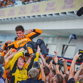 Ландо Норрис стал чемпионом Формулы-1 2025: обзор, как прошла финальная гонка