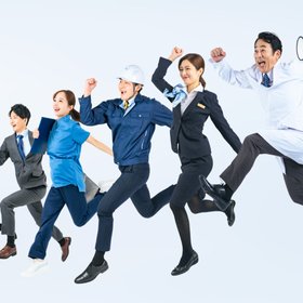 «Они вечно болеют». Пользователи соцсетей рассказали, с людьми какой профессии они не стали бы встречаться