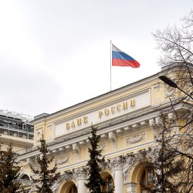 «Борясь с мошенничеством, мы где-то перегнули эту палку», — Эльвира Набиуллина о блокировках счетов