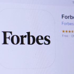 52 года тюрьмы — такой срок грозит участнице рейтинга Forbes «30 до 30», которую обвиняют в мошенничестве на $7 млн