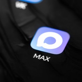 Мобильные операторы подписали соглашение с «Макс», коды подтверждений теперь будут приходить в мессенджер