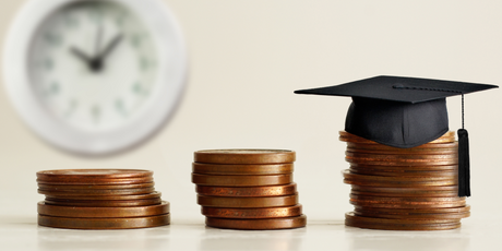 С 2026-2027 учебного года ведущие вузы России перейдут на новую модель высшего образования, сроки обучения по некоторым направлениям увеличатся до 6 лет