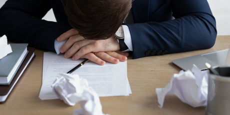 35% — столько россиян за последний год стали больше работать и меньше отдыхать