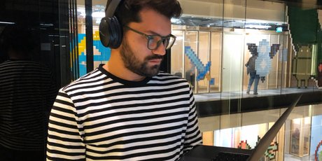 «Ты как будто пьешь воду из пожарного крана»: бывший сотрудник Google о специфике работы и причинах увольнения