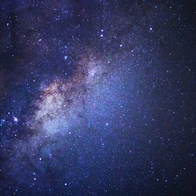 Телескоп «Джеймс Уэбб» сфотографировал распад звезды: это похоже на мозг или песочные часы