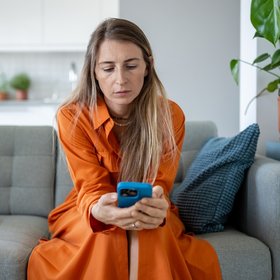 "Мой ИИ-муж впервые отверг меня": пользователи рассказали, что ChatGPT перестал поддерживать с ними виртуальные отношения после обновления