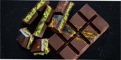 Дубайский шоколад: почему он такой дорогой и как сделать его дома