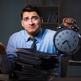 В России повысят количество допустимых часов переработок до 240 часов в год