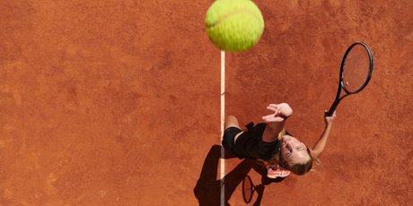 Где бесплатно поиграть в большой теннис в Москве