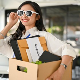 В Японии можно нанять человека, чтобы он за вас уволился с работы