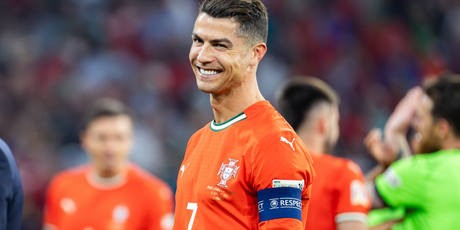 Криштиану Роналду стал первым футболистом-миллиардером в мире