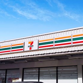 Американская сеть магазинов 7-Eleven подала заявки на регистрацию товарных знаков в России