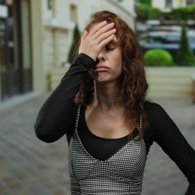 Россияне в 2025 году стали чаще испытывать стресс, индекс стресса вырос до 50,6%