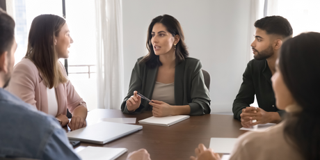 30% россиян считают, что мужчины лучше справляются с руководящими должностями