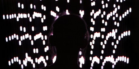 «А что если сейчас закричать?» Почему иногда мы все думаем об ужасных вещах