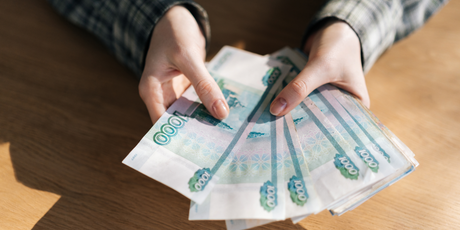 248 000 руб. — столько нужно зарабатывать россиянам каждый месяц, чтобы получать пенсию в размере 67 500 руб.