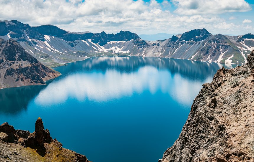 Гора Пэктусан и озеро Чхонджи