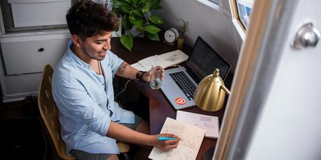 Исследование: у 57% российских фрилансеров сократились доходы  во время пандемии