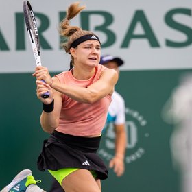 Теннисистка Каролина Мухова остановила матч из-за бывшего на трибунах