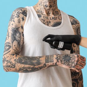 Ученые нашли связь татуировок с лимфомой и раком кожи