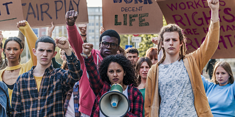 Зумеры не хотят работать после 40 лет и для этого практикуют «экстремальную экономию»