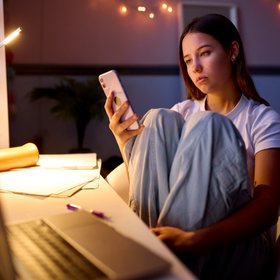 47% людей в возрасте от 16 до 21 года хотели бы, чтобы интернета не существовало