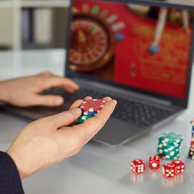 В России собираются легализовать онлайн-казино, чтобы восполнить дефицит бюджета