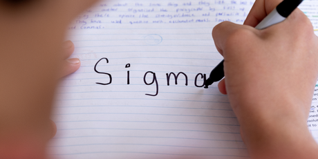 «Гайз, эти траблы — полный кринж». Во Владивостоке Путина научили сленговым словам