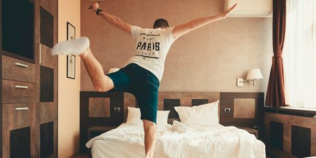 Как избавиться от бессонницы? Проведите в своей спальне 3 изменения