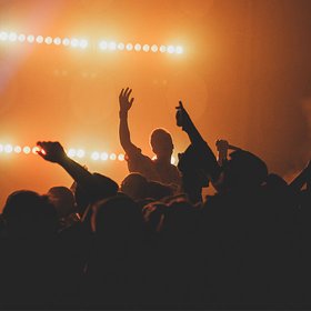 «Основы крауд-продюсирования» — видеолекторий от Planeta.ru с курсами и мастер-классами