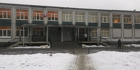 В петербургской школе № 191 ученик ударил ножом учительницу: что известно о ситуации