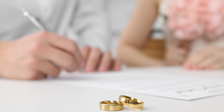 20 тысяч рублей — столько предложили выплачивать молодым парам на свадьбу