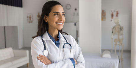 В Госдуме предложили платить врачам и учителям зарплату в размере пяти МРОТ