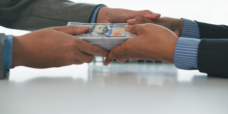 В России составили портрет типичного коррупционера