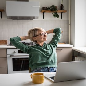 Каждый десятый зумер работает меньше половины рабочего времени