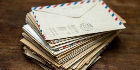 Зумеры воскрешают бумажную почту и создают клубы по переписке