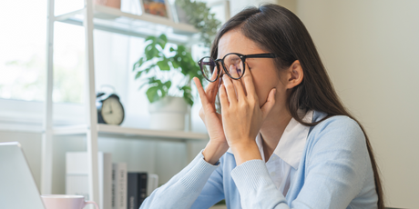 40% людей проверяют рабочие сообщения и письма до 6 утра