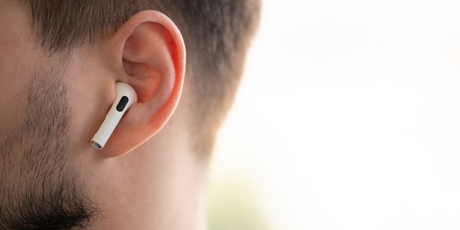 Хирурги в Китае спасли ухо пациентки, пересадив его на ногу