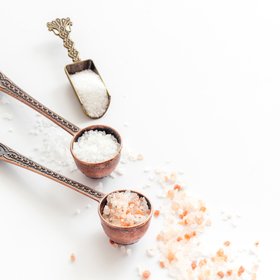 Частое добавление соли в еду может привести к депрессии