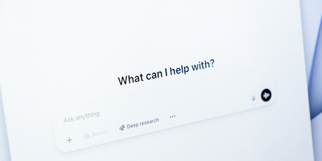 В соцсетях новый тренд: люди просят чат-боты оценить их привлекательность