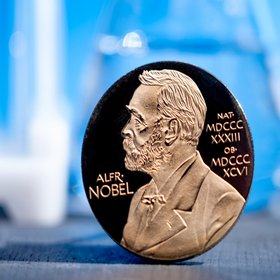 Нобелевскую премию по литературе присудили венгерскому писателю Ласло Краснохоркаи