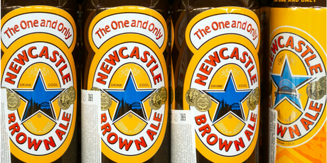 Футбольный фанат пообещал выпить банку пива в честь победы команды и смог это сделать спустя 29 лет