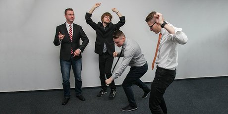 Rammstein, Моцарт, Лепс: россияне рассказали, под какую музыку работают