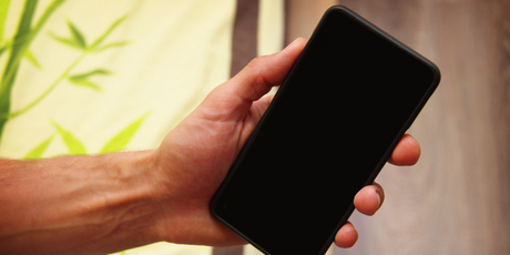 Россиян будут штрафовать за поиск мемов, музыки, фильмов и других материалов, признанных экстремистскими