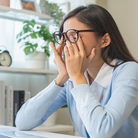 40% людей проверяют рабочие сообщения и письма до 6 утра