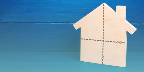 «Дядя хочет отсудить у меня квартиру». Адвокат – про то, как делить наследство