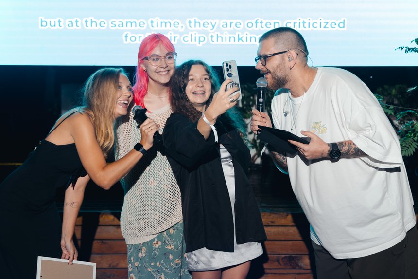 Медиапремия Апостол