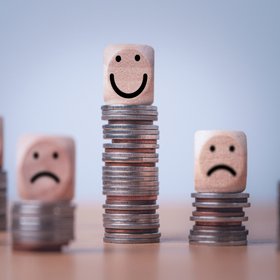 61% россиян «вполне удовлетворены» уровнем своей зарплаты